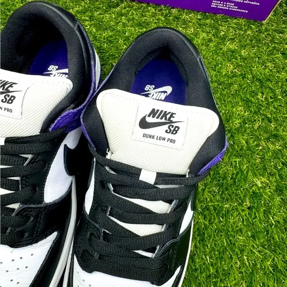 🛹💜😈Nike SB Dunk Low Court Purple Size 9.5 Women / 8 Men 💜😈🛹